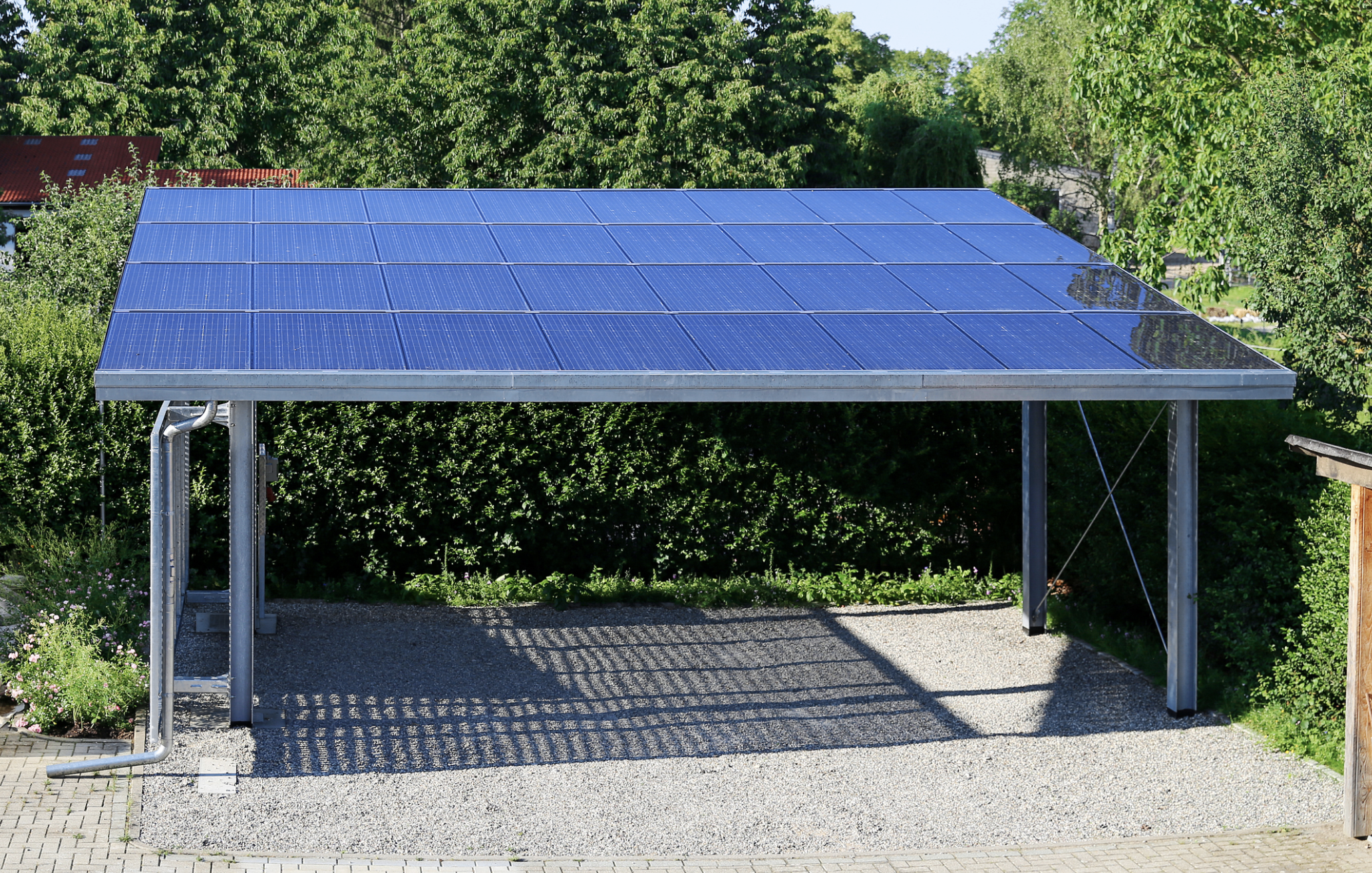 Autoconsommation photovoltaïque et recharge de véhicule électrique